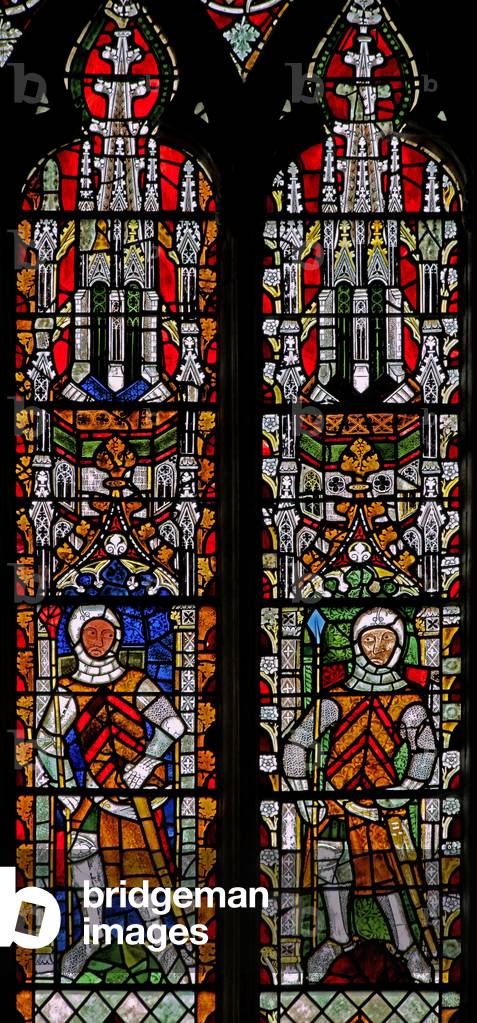 Window s4 depicting knights and canopies (stained glass)