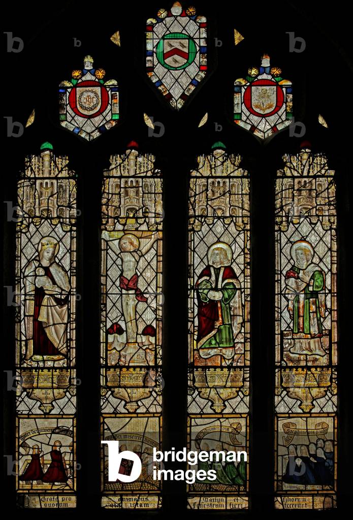 Window s4 depicting the Martyn family window (stained glass)