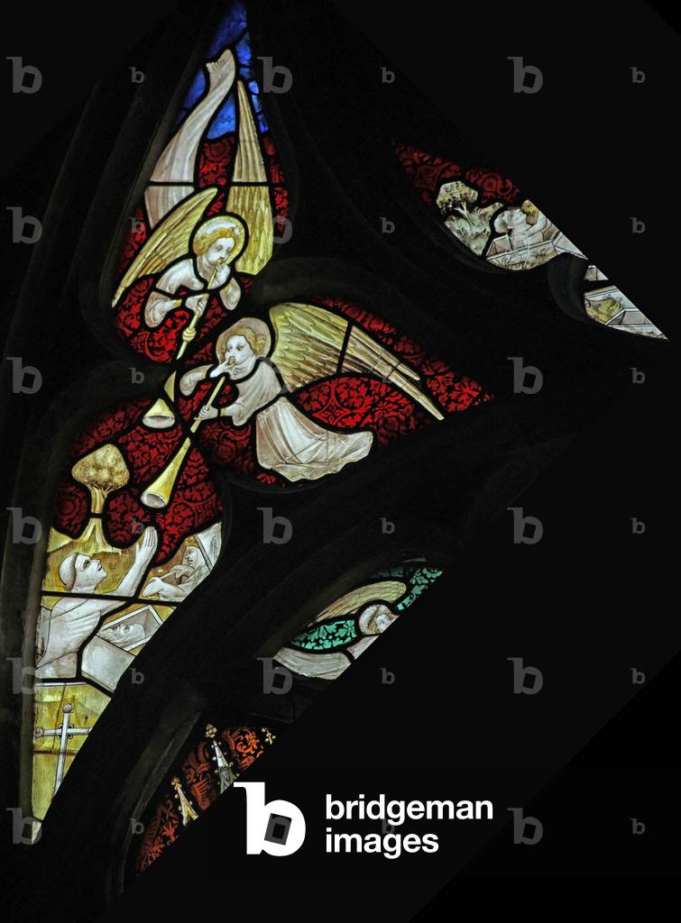 Window w30 depicting musician angels with trumpets at Last Judgement (stained glass)
