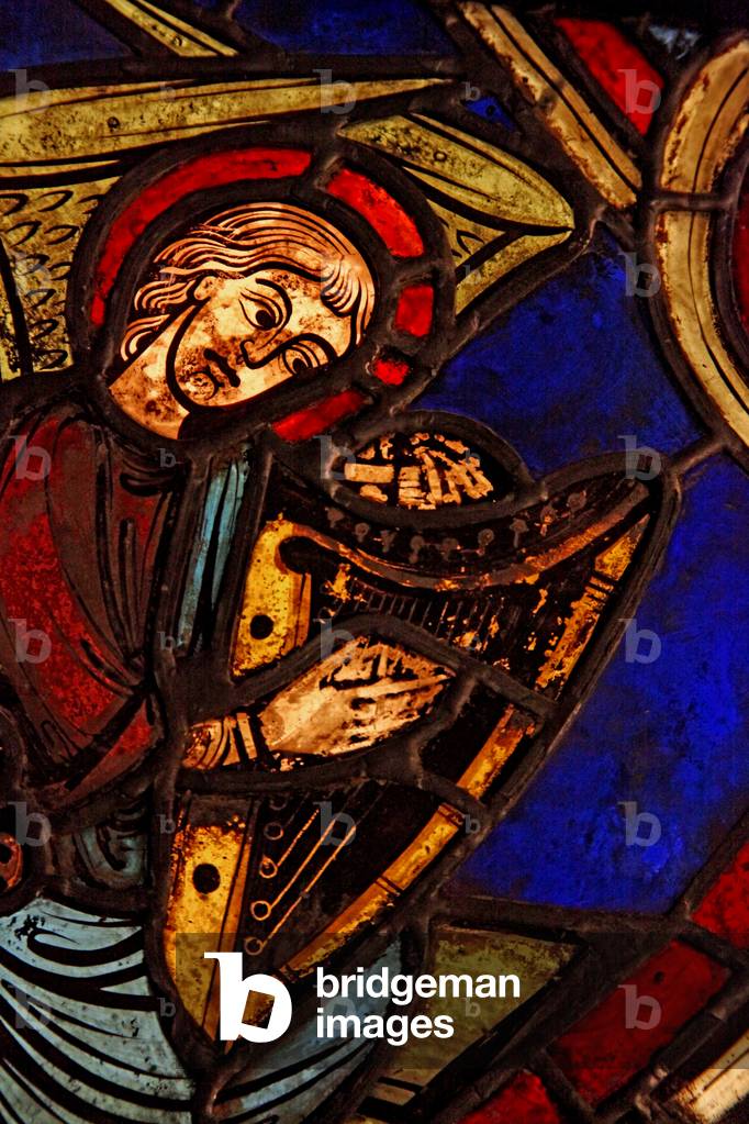 Depicting musician angels (ex Varennes-Jarcy - originally from the Abbey de Gercy?) (stained glass)