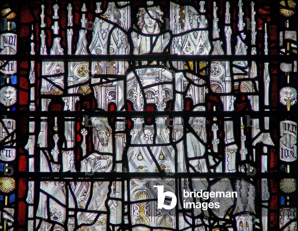 Window w6 depicting a canopy with figures (stained glass)