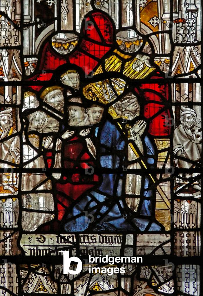Window Nw depicting St Martin kneels at an altar (stained glass)