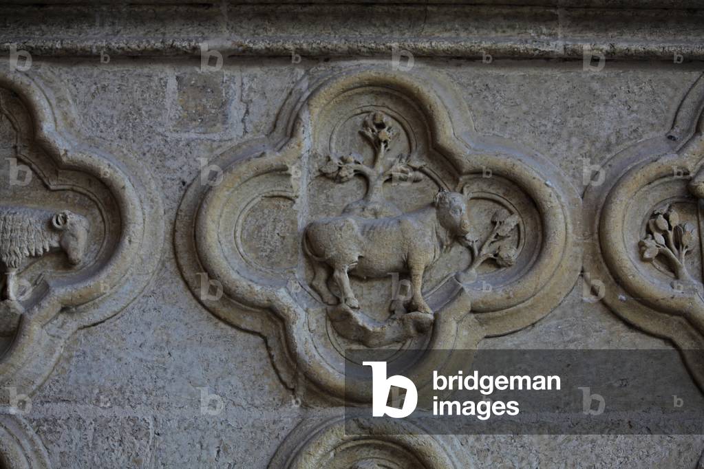 Amiens, cathedral, W façade, north door: Sign of the Zodiac: Taurus,  (photo)