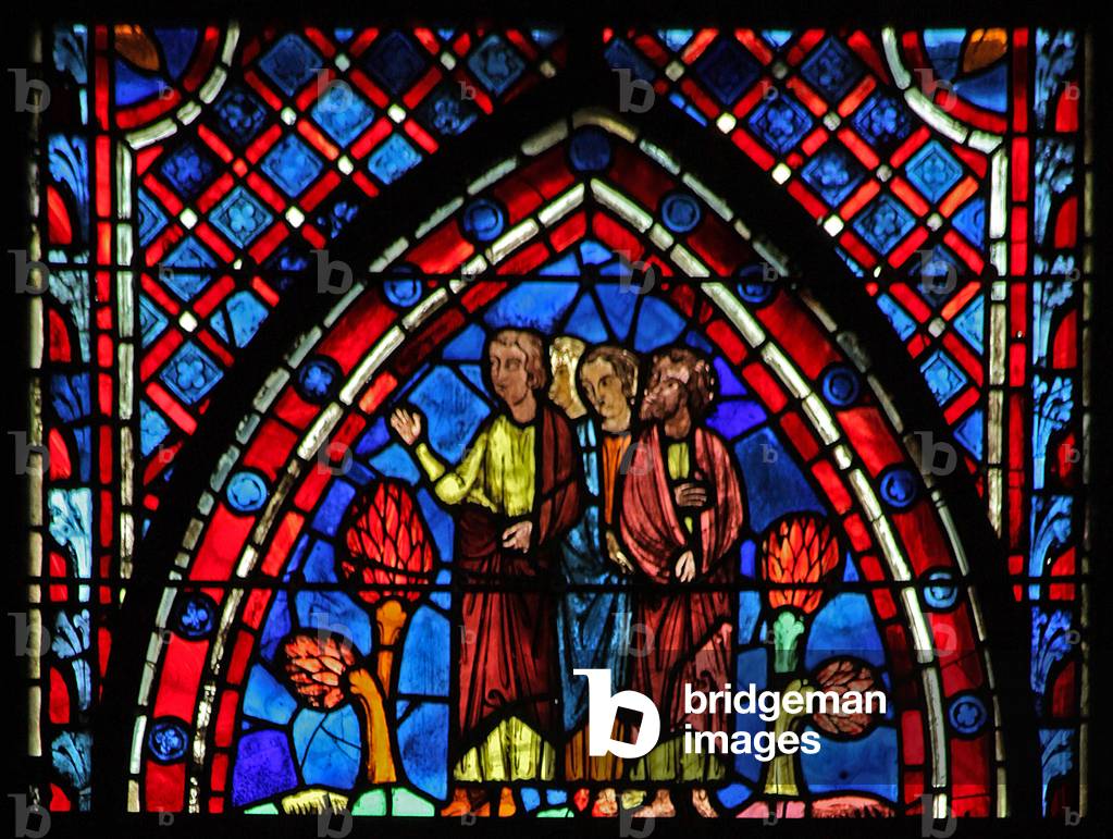 Window w7  A Group with trees (stained glass)