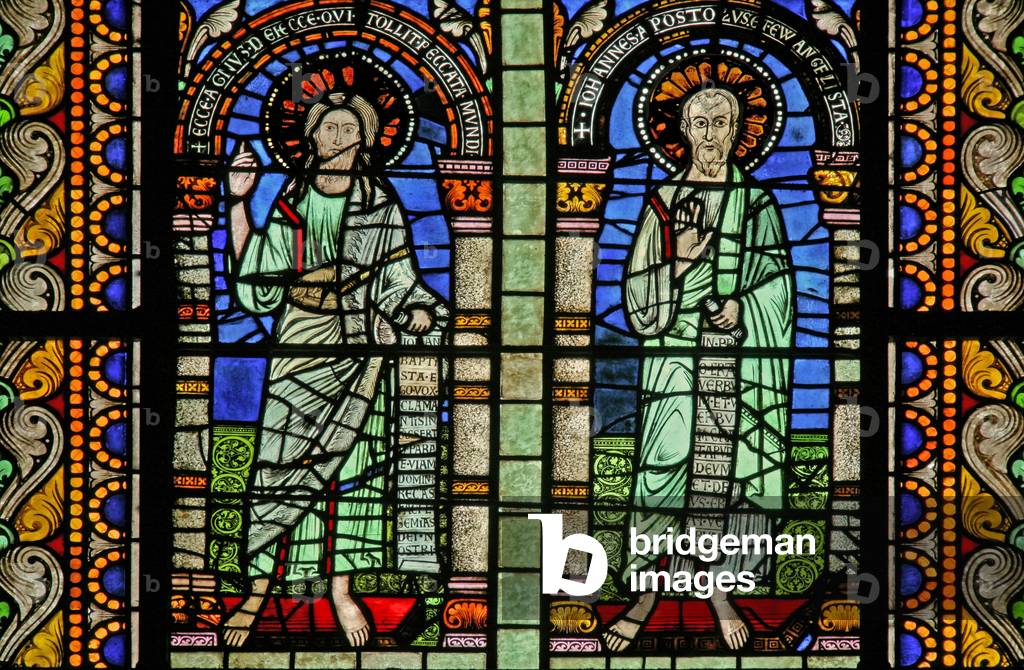 Window w5 depicting St John and St John the Baptist (stained glass)