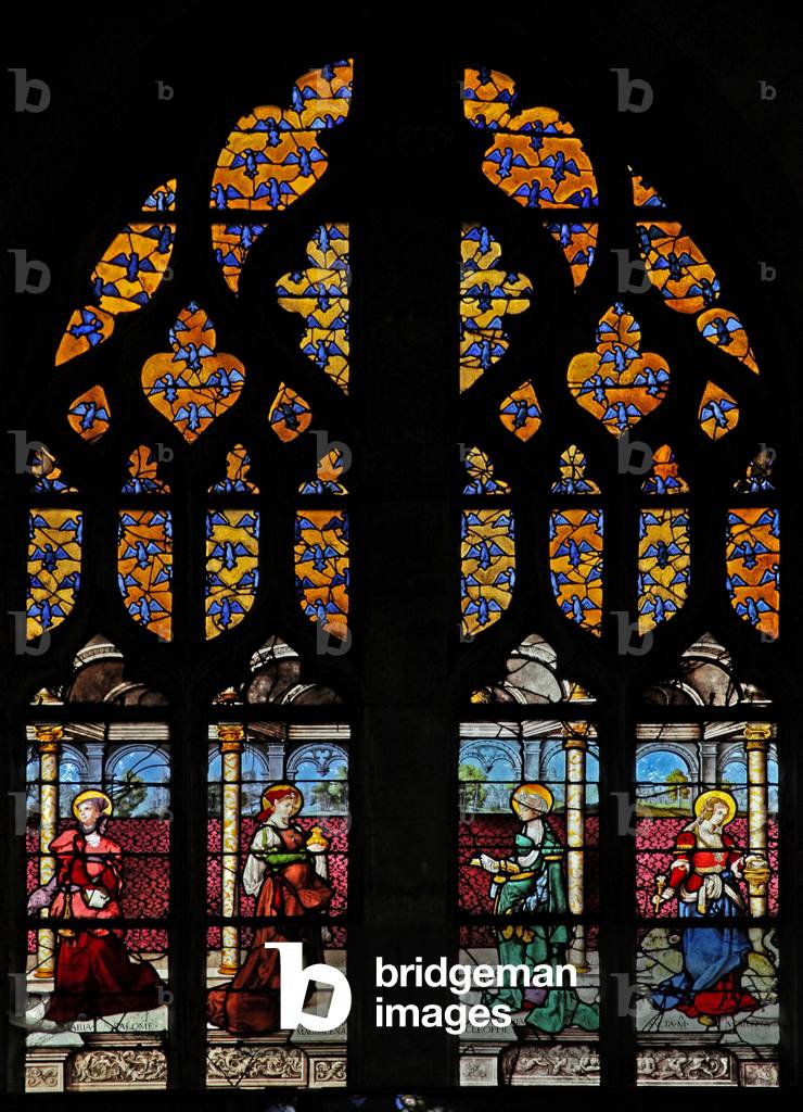 Window w11 depicting heraldic eaglets of the Montmorency's coat of arms (stained glass)