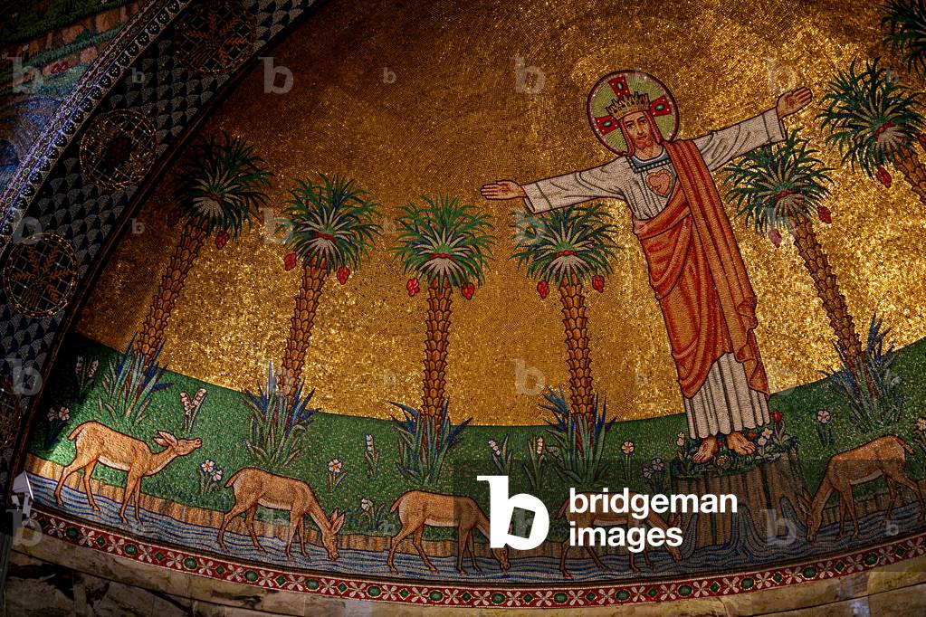Droitwich, Church of the Sacred Heart and St Catherine: Mosaics by Frank Peacock/Gabriel Pippet, 1920s (photo)