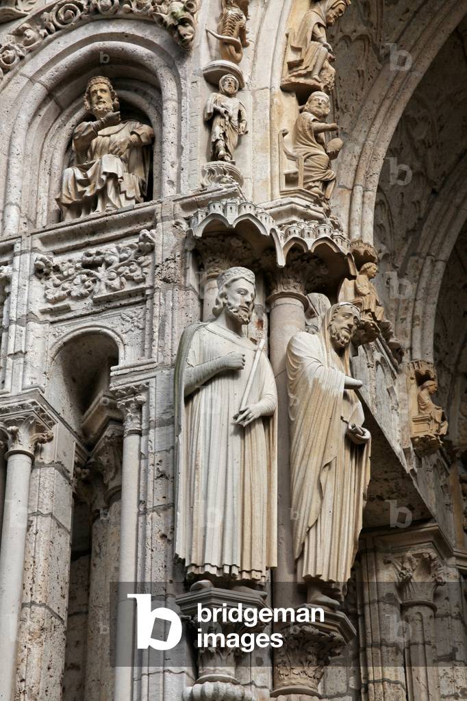 Chartres, Cathedral: North portal right door outer statues of Old Testament figures (photo)