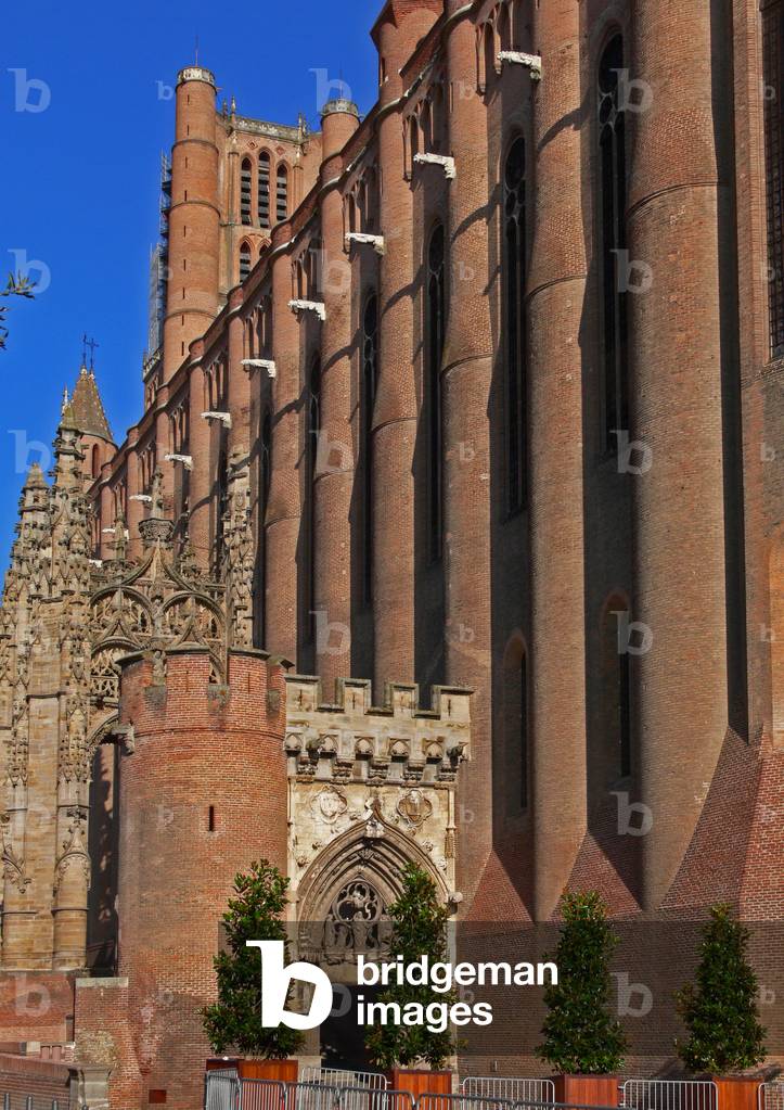 Depicting the south side