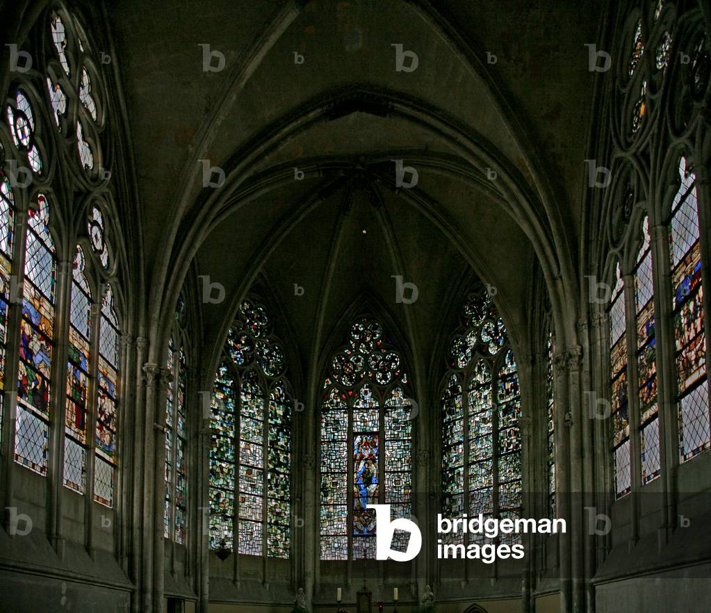 Window w0 depicting the windows in the Chapel on the axis (stained glass)