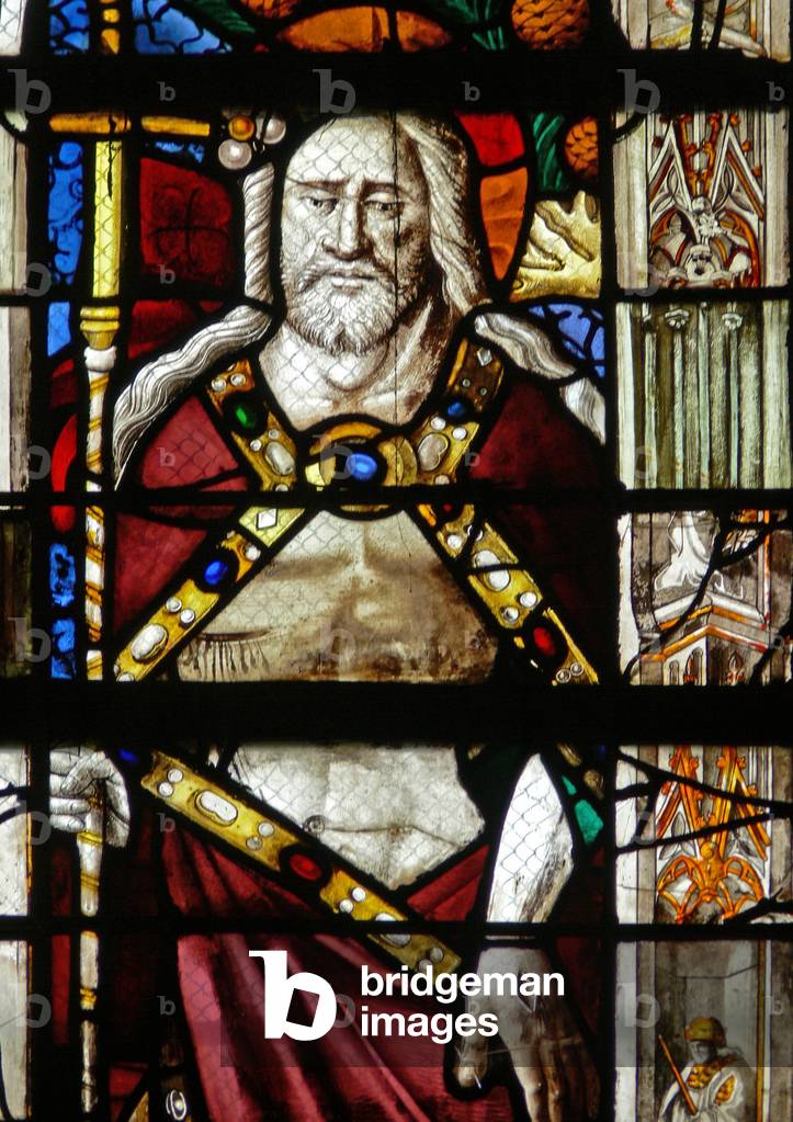 Window w14 depicting Christ of the Resurrection (stained glass)