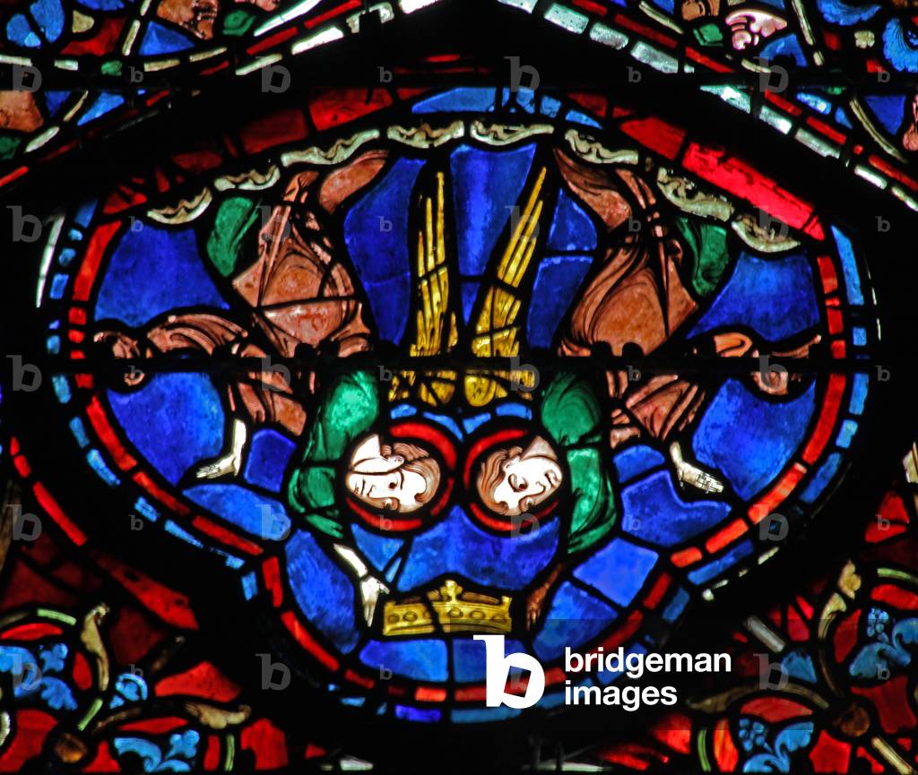 angels with crown (w42) (stained glass)