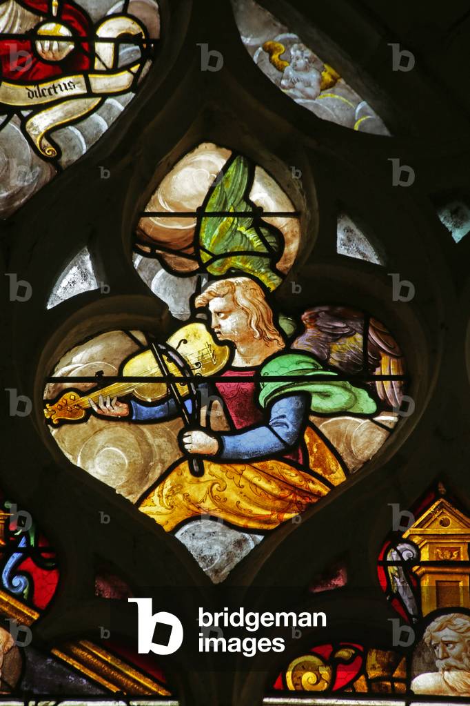 Window depicting Angel musician with viol, 16th-20th century (stained glass)