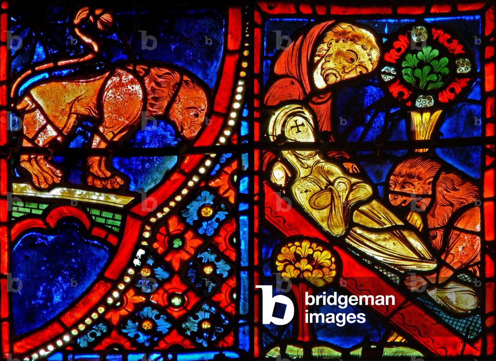Window w21 depicting a lion helps Zosimus bury St Mary the Egyptian (stained glass)