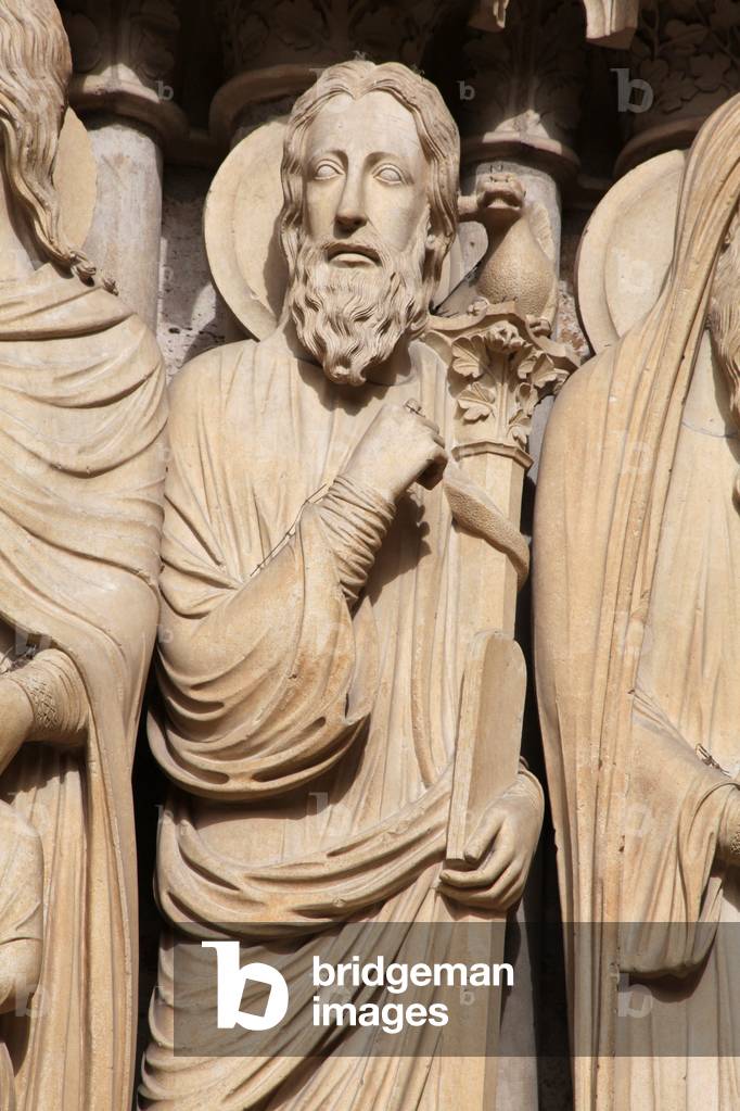 Chartres, Cathedral: North portal central door left: detail of Moses (photo)