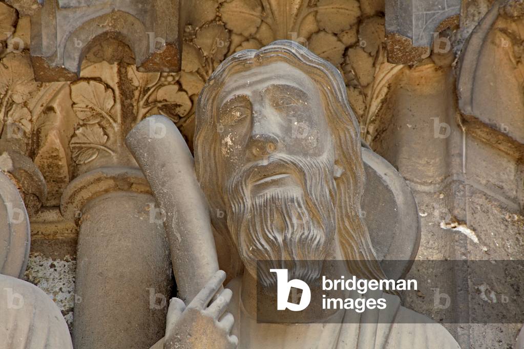 Chartres, Cathedral: South portal central bay: St James the Less (photo)