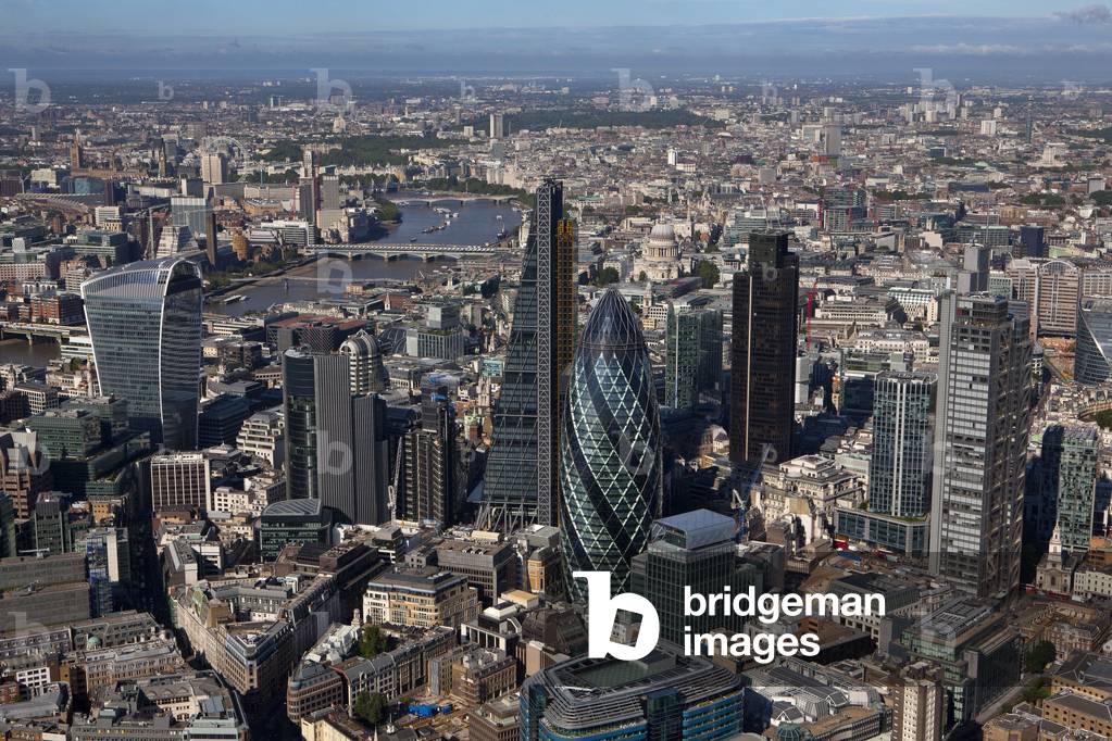 View of the City of London, UK (photo)