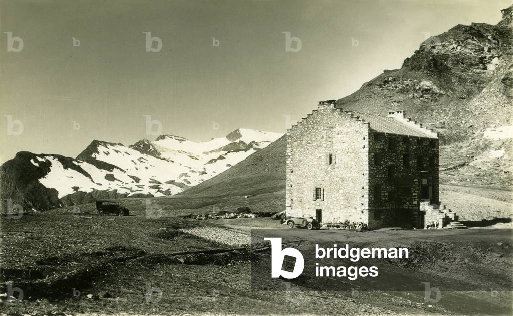 Great Alpine Road, c.1937 (photo)