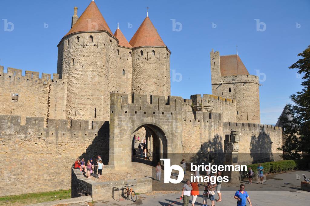 Entrance of the Cite de Carcassone with tourists - Porte Narbonnaise and Tour du Treseau - August 2012