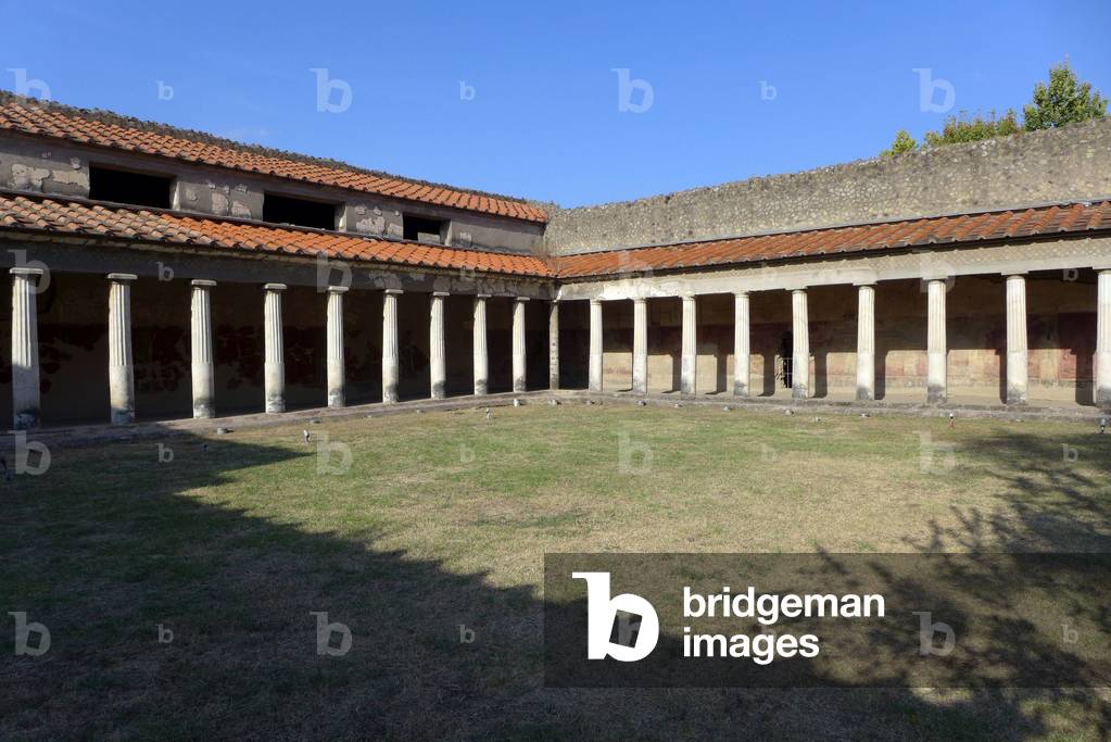 Oplontis, near Naples: Villa Poppaea, peristyle - Roman art - Photo Patrice Cartier -