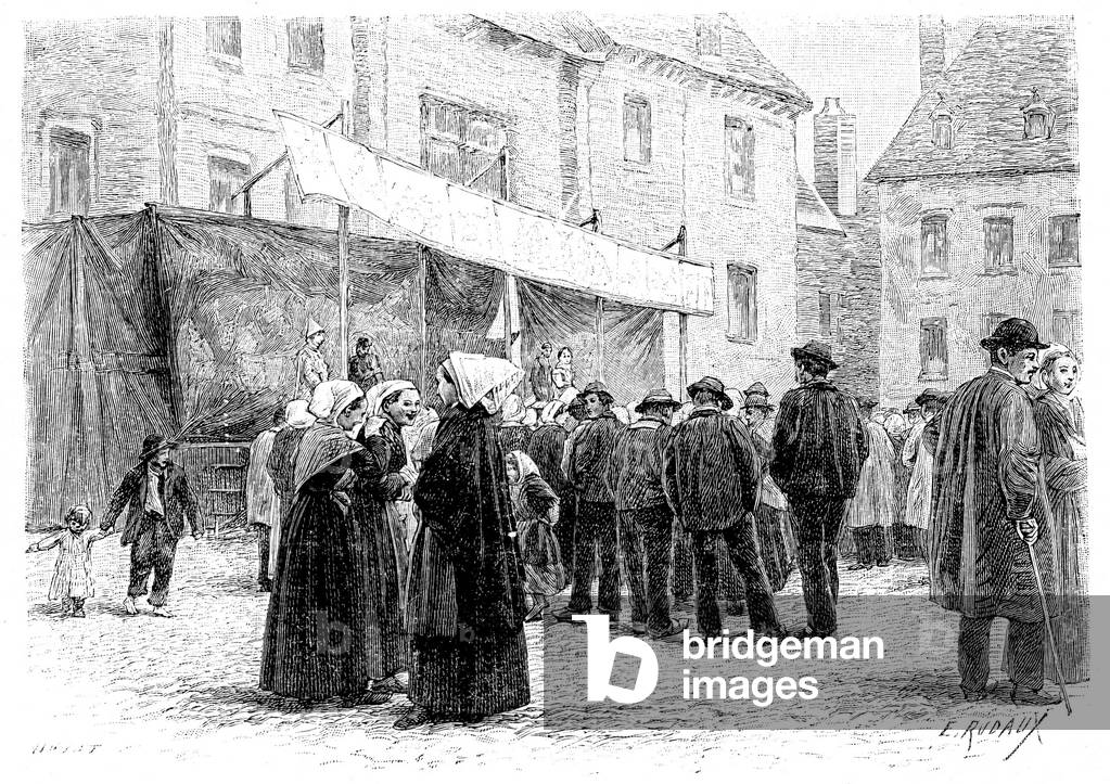 Icelandic fisherman, novel by Pierre Loti. “” Nouvelle Collection Illustree”, Calmann-Levy, 1924 edition. Illustration by Henri Edmond Rudaux (1865-1927) A party is preparing in Paimpol. Paimpolais and Paimpolais have gone out to the main square where the ball will take place. A stage was set up for musicians