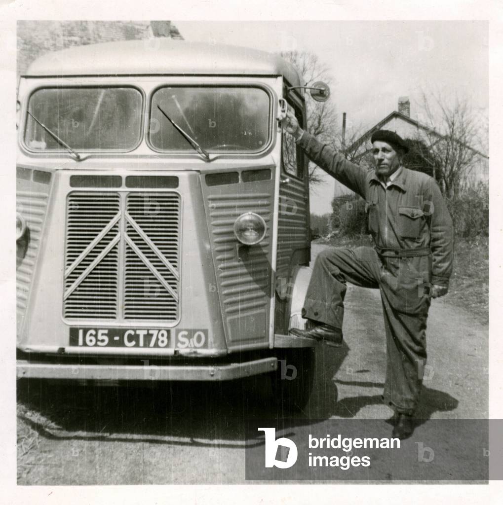 Citroen type H: commercial vehicle of the “Chevron brand” produced in half a million units between 1947 and 1981.