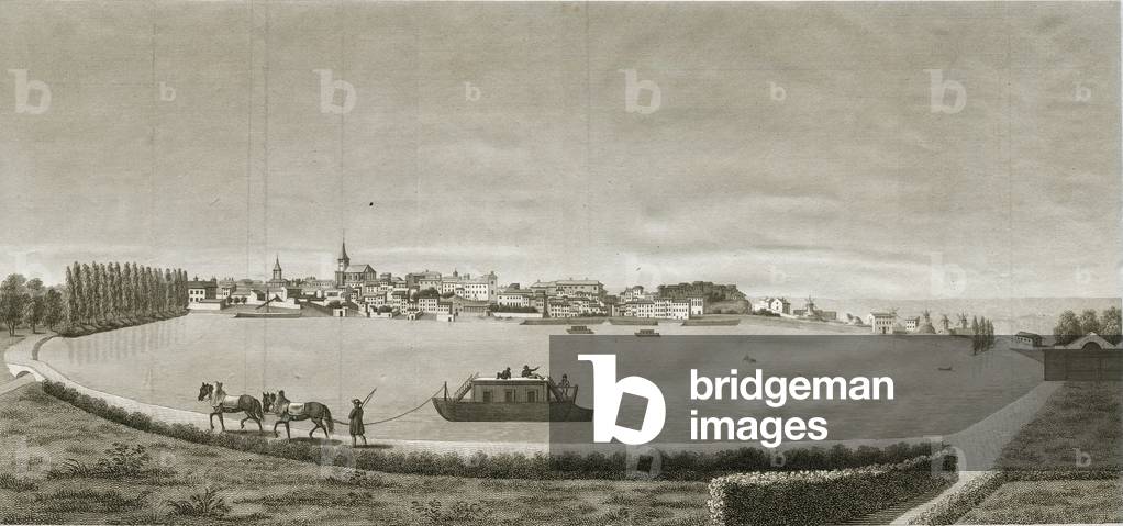 Canal du Midi (Canal des deux mers) - Grand basin of Castelnaudary (Aude, Lauragais, Languedoc) - Boat pulling horses on towpath - View of the city - Engraving of the work of Baron Claude Joseph Finds “” General and Statistical Description of the Department of Aude””, edition Firmin Didot 1818.