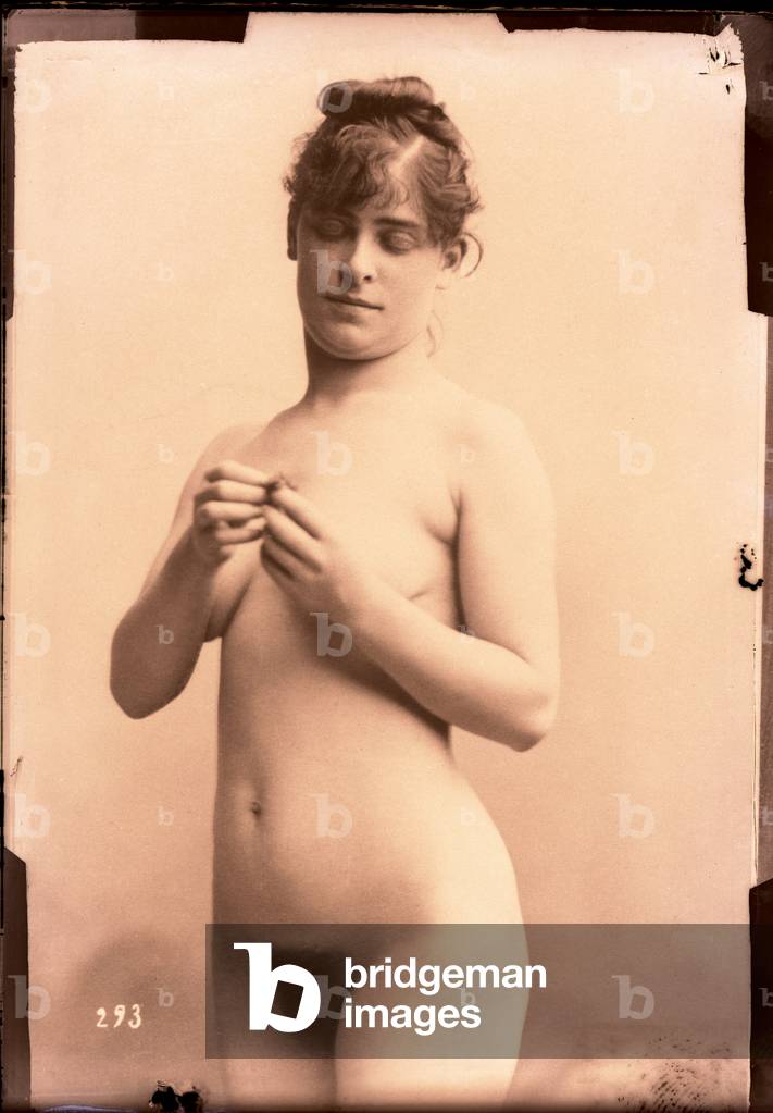 Anonymous nude photograph from the late 19th or early 20th century - 6 x 9 cm glass negative plate