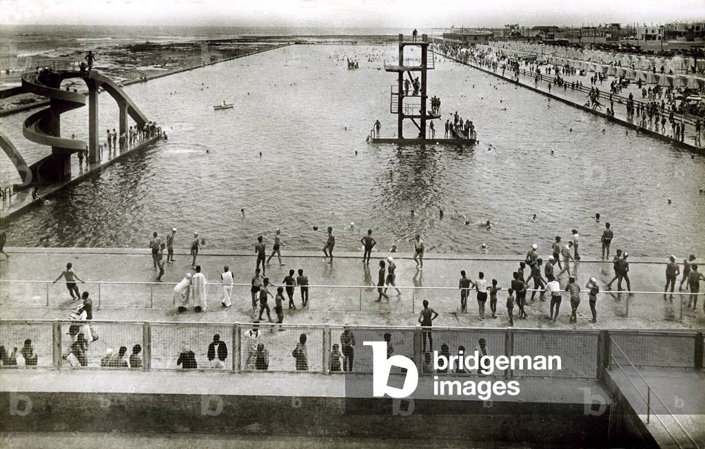 The Orthlieb  swimming pool in Casablanca , c.1950 (photo)