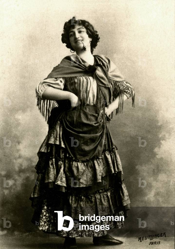 Charlotte Wyns (from her real name Madame de Brujin or Bruyin, 1868-?) photographed in the role of Carmen by Reutlinger.