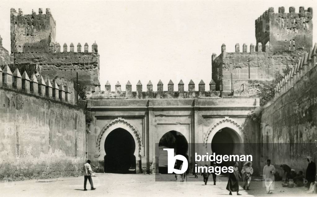 Door Bab Dequaquen, Fez, Morocco, c.1950 (postcard)