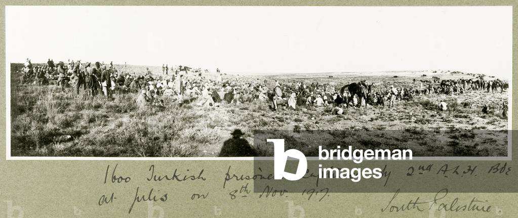 1600 Turkish prisoners captured by the 2nd A.L.H. Brigade, 8th November 1917 (b/w photo)