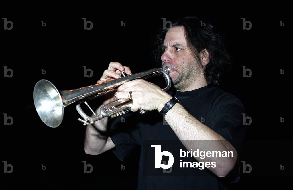 Frank London playing the
