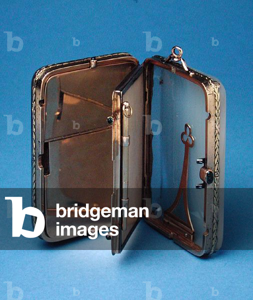 Necessaire, inizio sec. XX (pietra dura e oro bicolore)