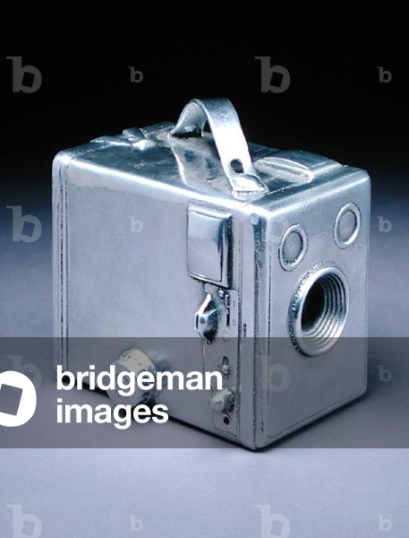 Box Camera, 1990 (cast aluminium)