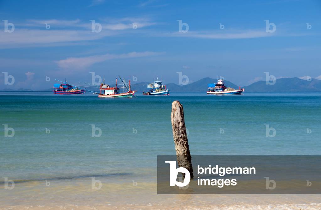 Thailand: Fishing boats in the bay, Hat Khlong Muang, Krabi Coast