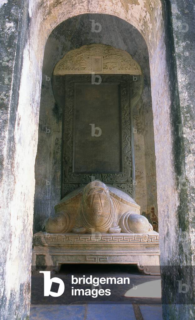 Vietnam: A marble turtle with a stone stele on its back (the text on the stele was penned by Lord Nguyen Phuc Chu in 1715 and describes the new temple and extols Buddhism), Thien Mu Pagoda, Hue
