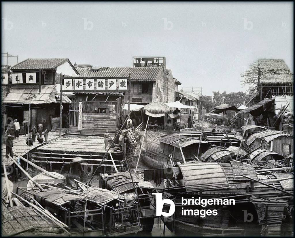 China: Sampans moored at Canton (Guangzhou) c. 1880-1890.