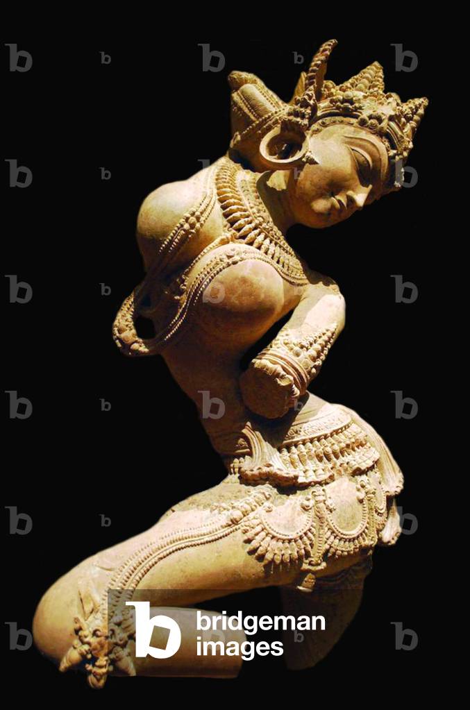 India: Apsara or celestial nymph in sandstone from Madhya Pradesh, 10th century CE