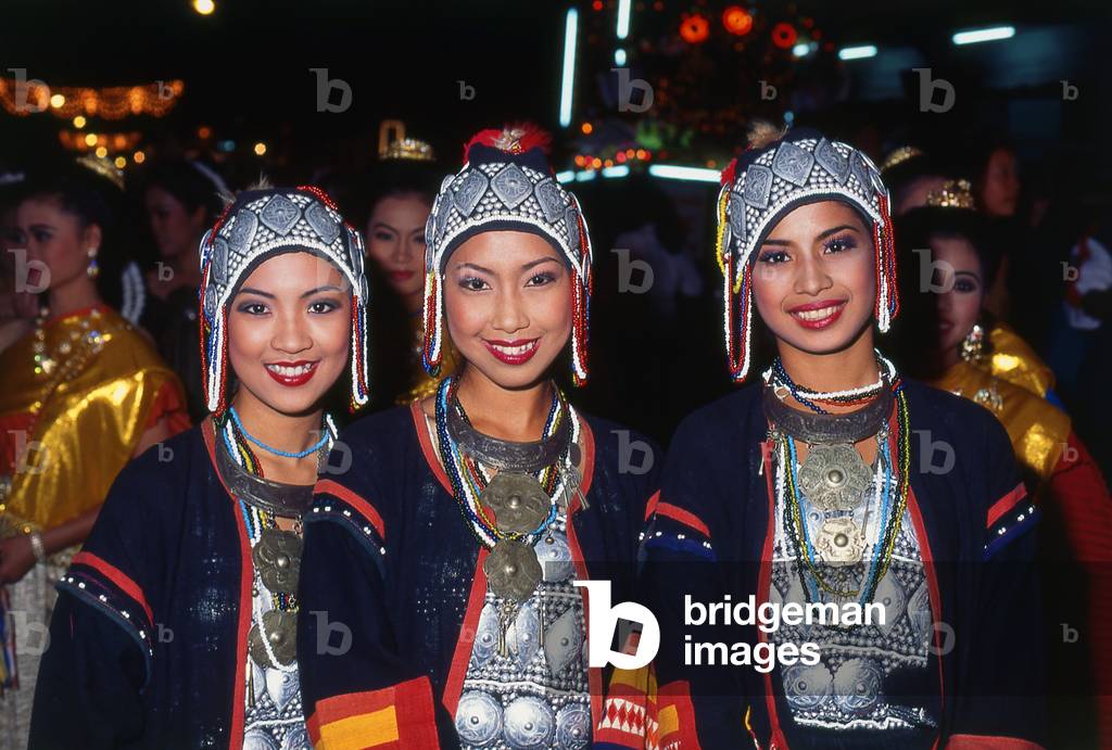 Thailand: Thai schoolgirls dressed in Akha traditional costume for the Loy Krathong Parade, Loy Krathong Festival, Chiang Mai
