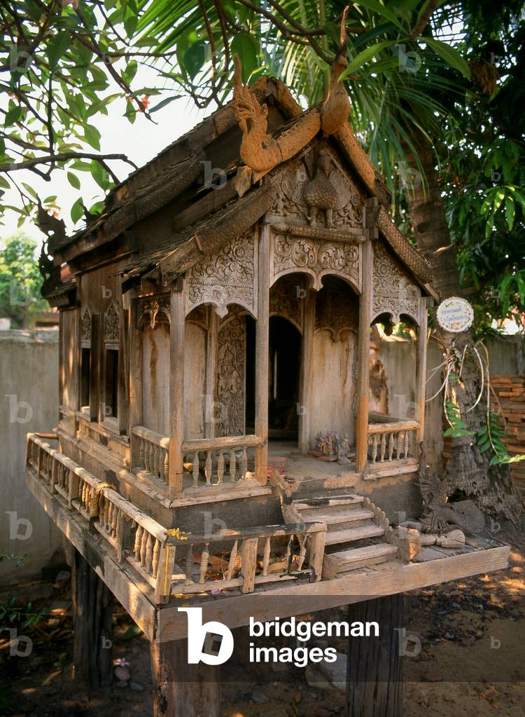 Thailand: Old wooden spirit house in the grounds of Wat Phan Waen, Chiang Mai, northern Thailand