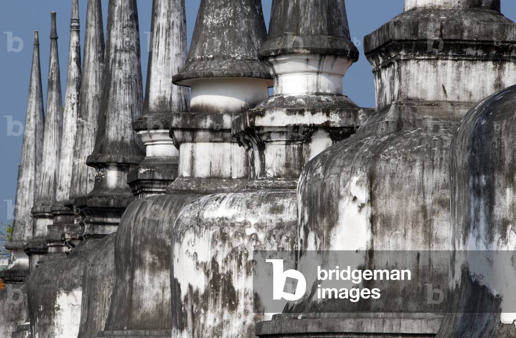 Thailand: Smaller chedis surrounding the main chedi, Wat Phra Mahathat, Nakhon Sri Thammarat