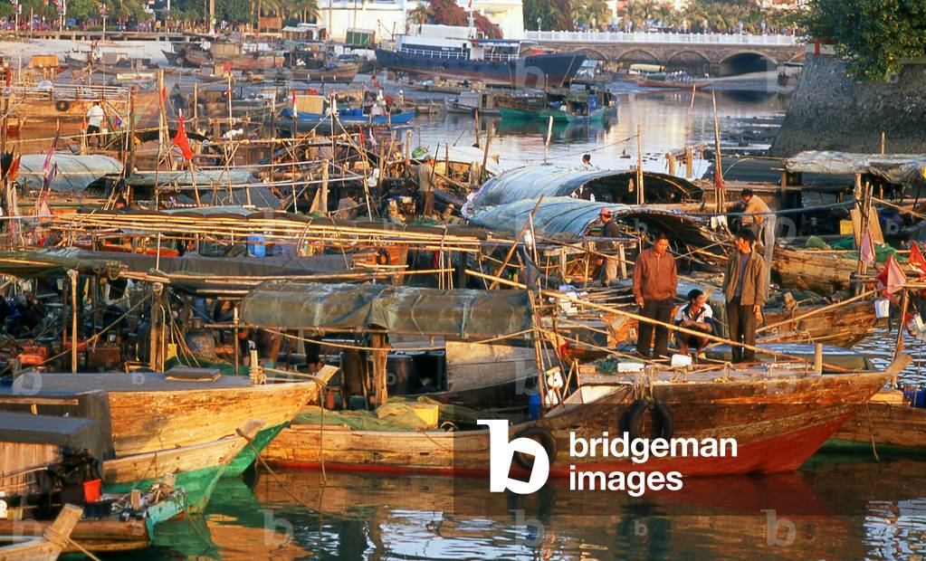 China: Fishing boats near Silver Beach (Beihai Yintan), Beihai, Guangxi Province
