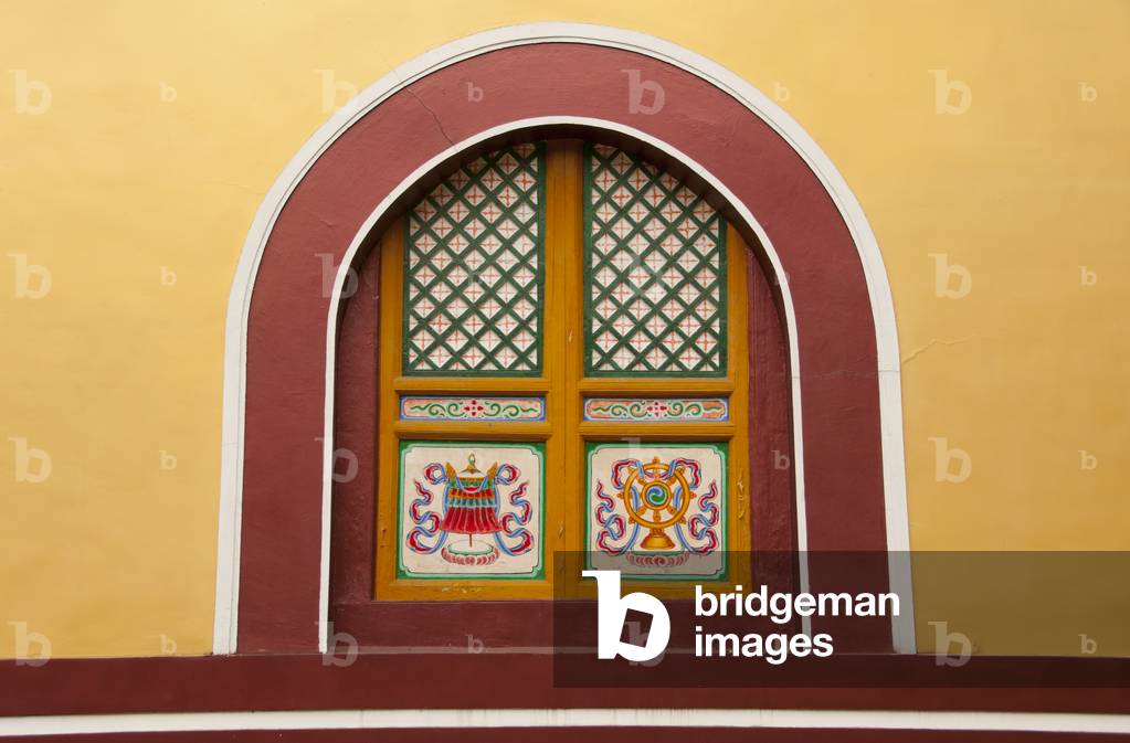 China: Window detail, Brick Hall, Wannian Si (Long Life Monastery), Emeishan (Mount Emei), Sichuan Province
