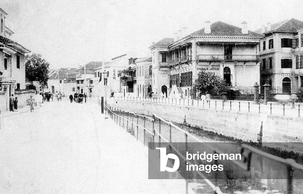 China: Small canal between the International Settlement and the French Concession, Shanghai, early 20th century