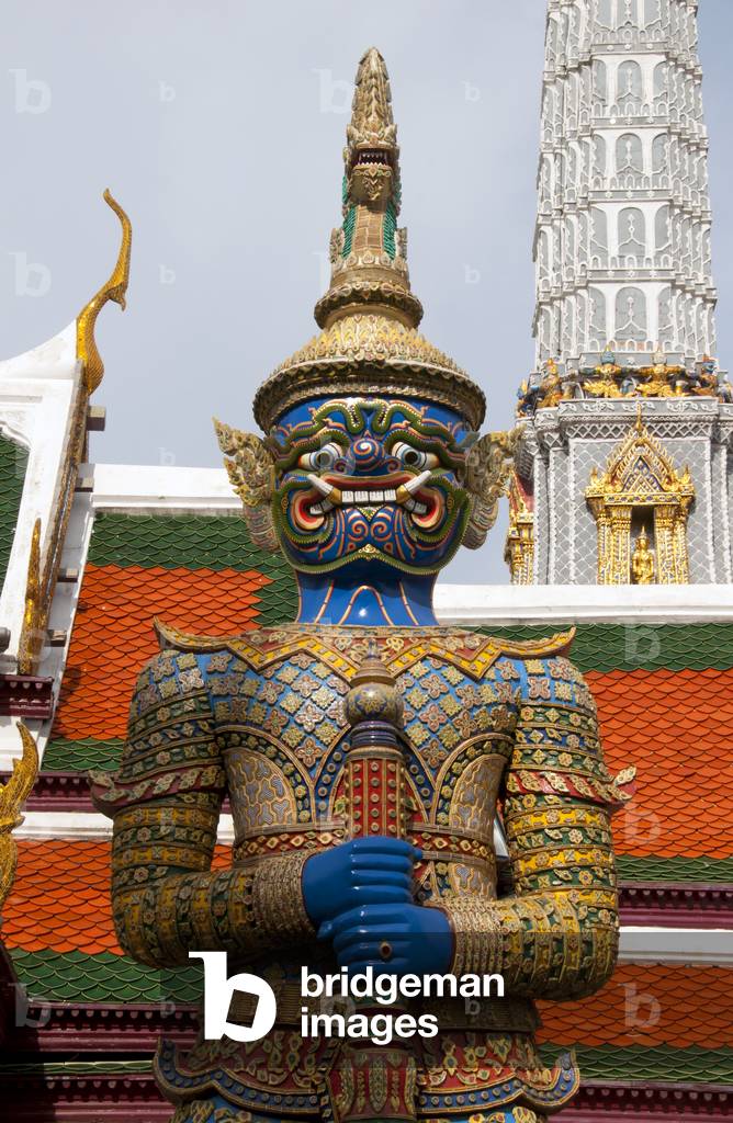 Thailand: Guardian figures or Yaksa on the Khmer-style central prang at Wat Arun (Temple of Dawn), Bangkok