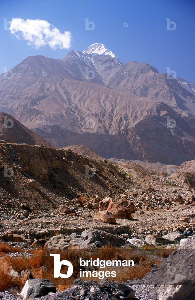 China: Karakoram Highway in the Pamir Mountains, Xinjiang