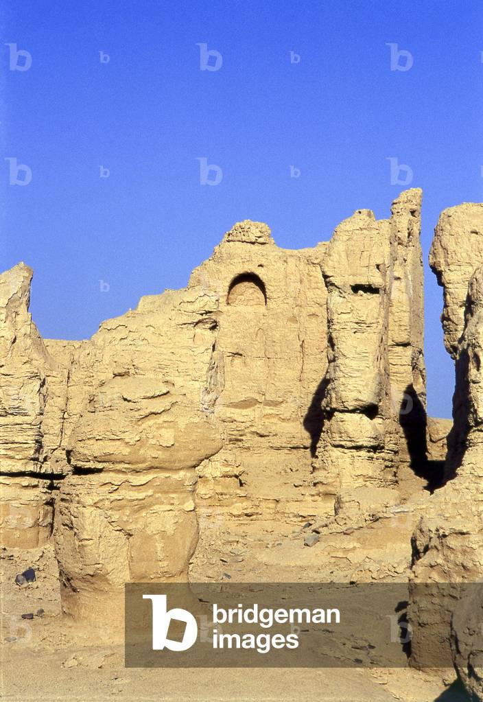 China: Ruins at Yarkhoto or Jiaohe Gucheng (Jiaohe Ancient City), near Turpan, Xinjiang