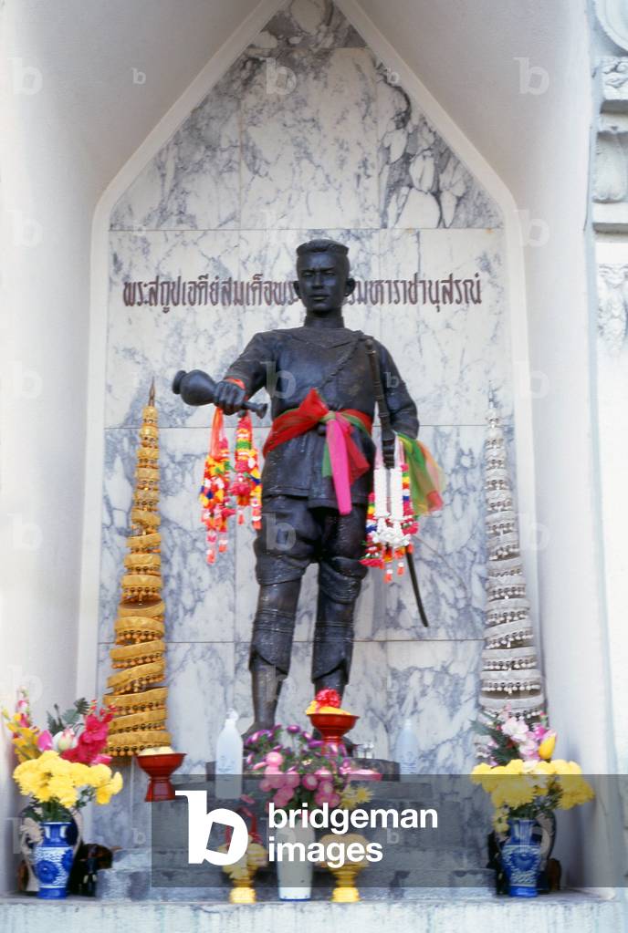 Thailand: King Naresuan of Siam (1555-1605) memorial statue, near Chiang Dao, northern Thailand