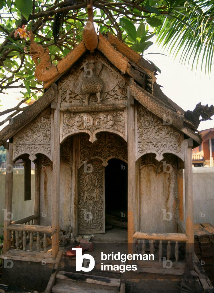 Thailand: Old wooden spirit house in the grounds of Wat Phan Waen, Chiang Mai, northern Thailand